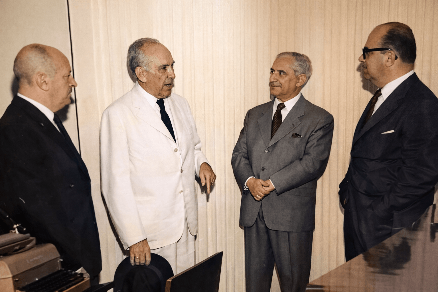 Pedro Lorenzo Raggio com amigos